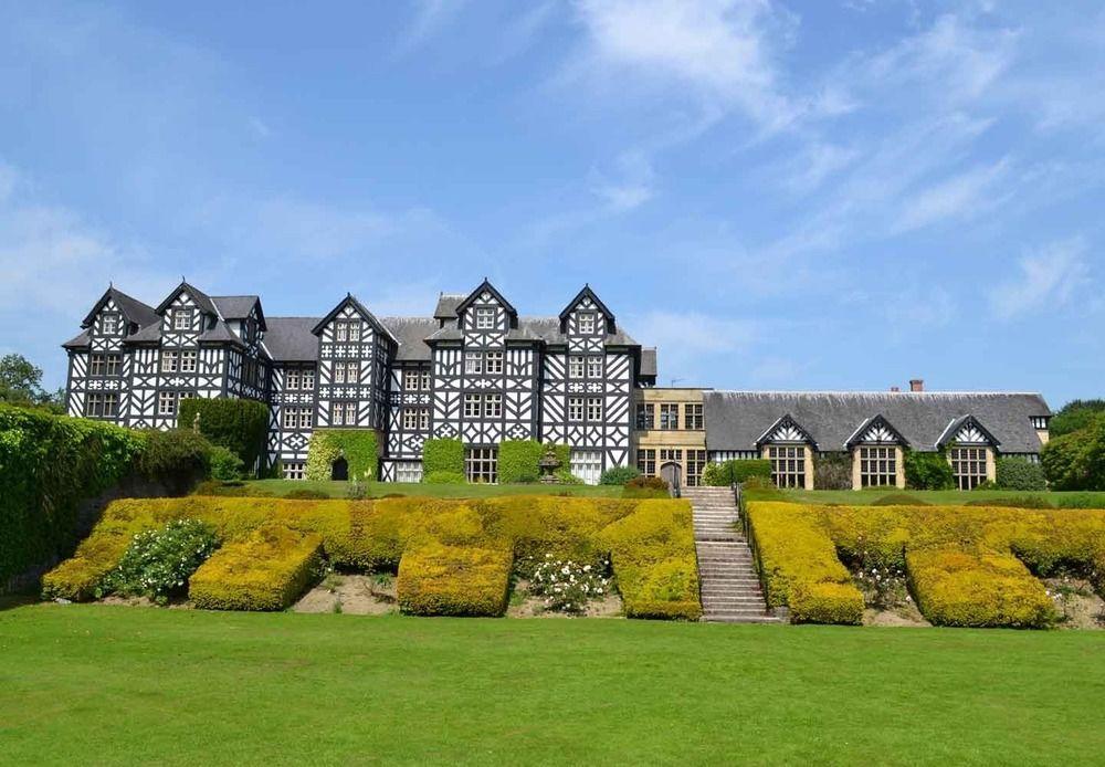 Gregynog Hall Guest House Tregynon Exterior photo